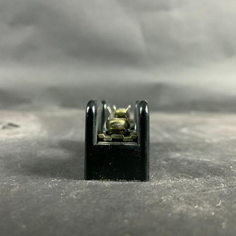 Used NITTA FUSE HOLDER 250V-10A ($10 OBO)