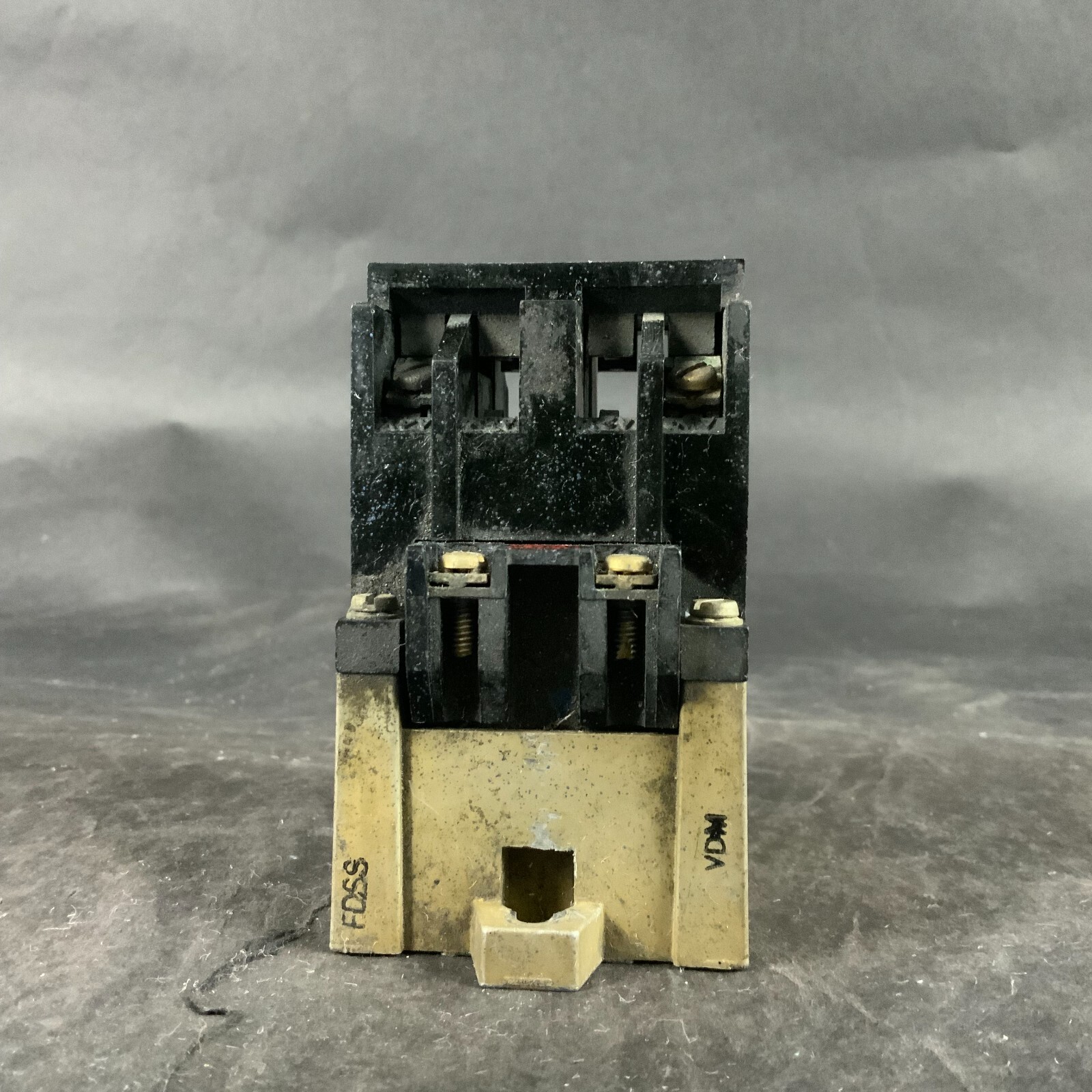 Used ALLEN BRADLEY 700-P200A1 A CONTROL RELAY ($40 OBO)