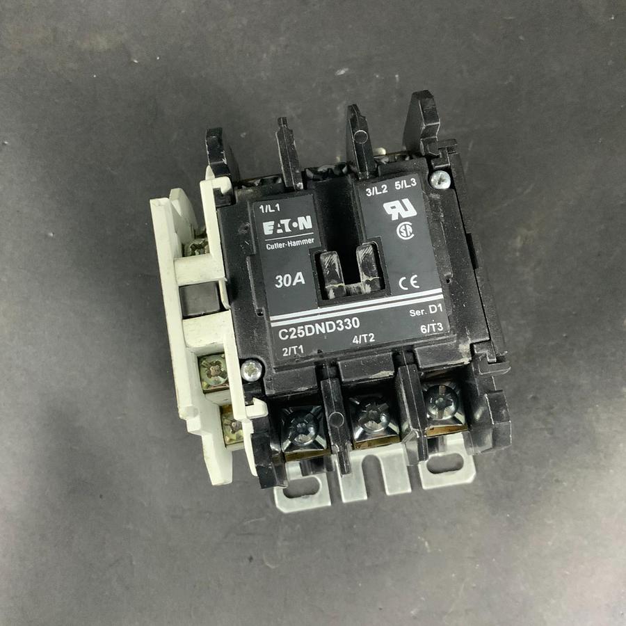Used EATON C25DND330 DEFINITE PURPOSE CONTACTOR ($25 OBO)
