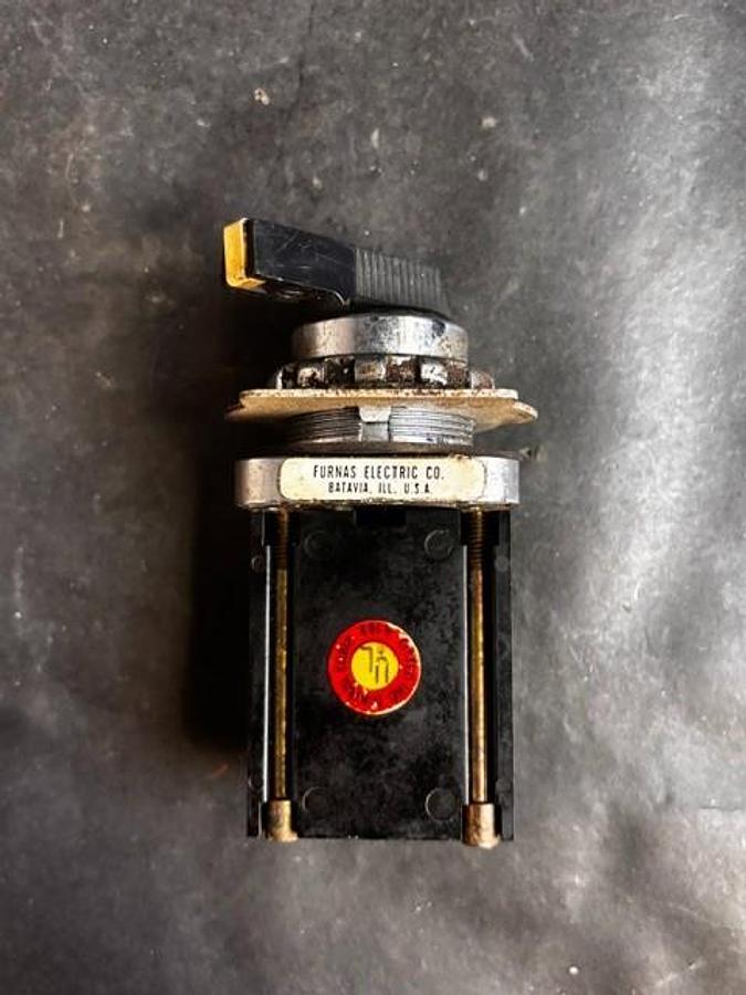 Used FURNAS ELECTRIC BKS1A SELECTOR SWITCH ($14 OBO)