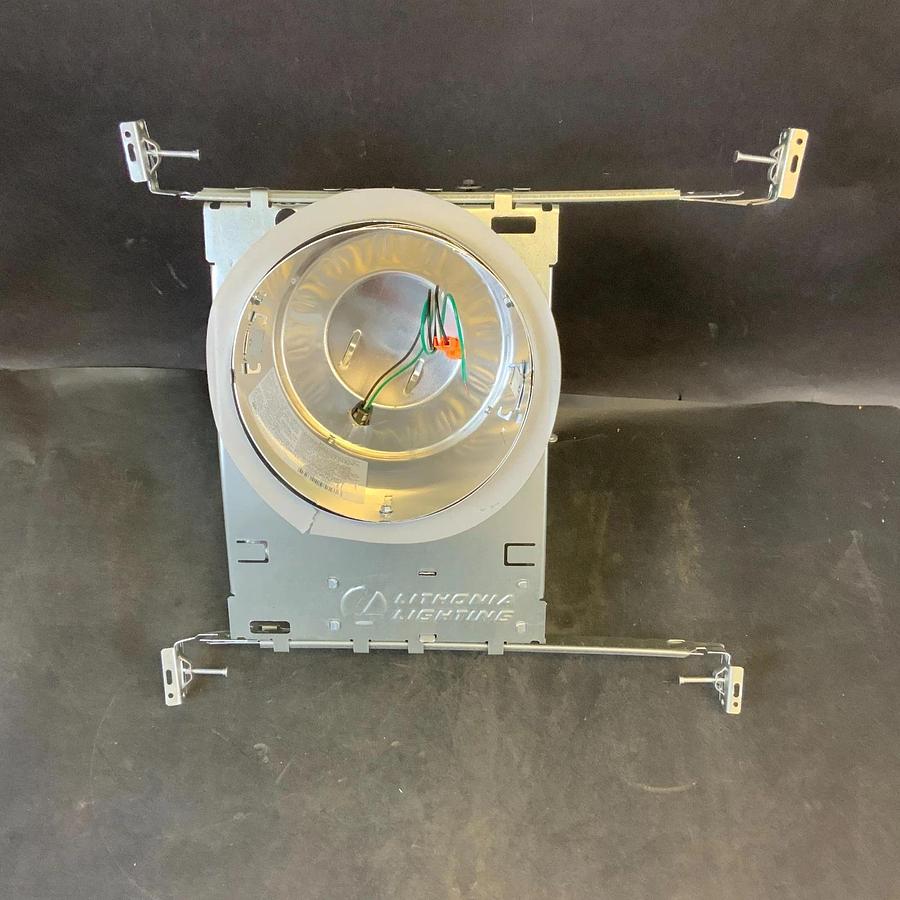 LITHONIA LIGHTING L7XLED T24 U LED HOUSING ($20 OBO)