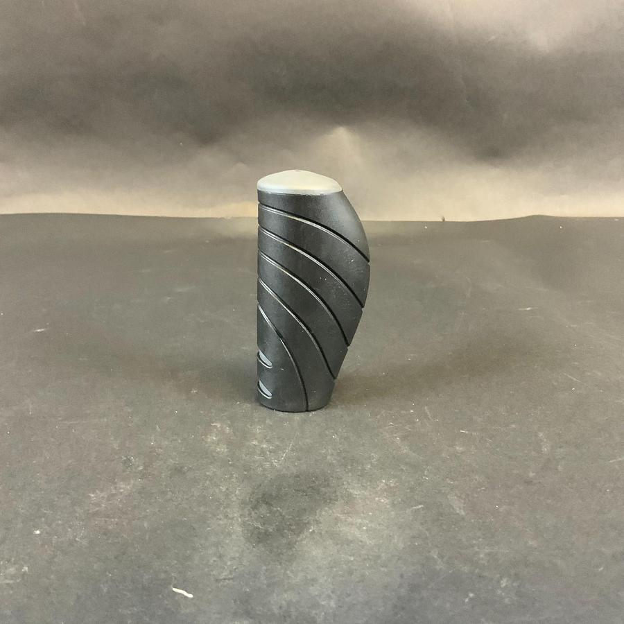 Used RUBBER HANDLE GRIP PAIR FOR E-BIKE ($8 OBO)
