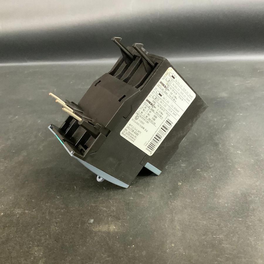Used SIEMENS 3RU2126-4AB0 OVERLOAD RELAY ($40 OBO)