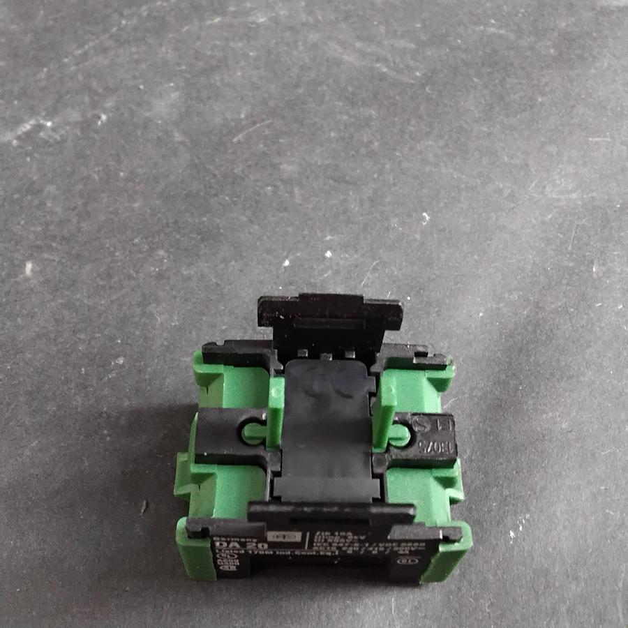 Used TELEMECANIQUE DA20 CONTACT BLOCK ($16 OBO)