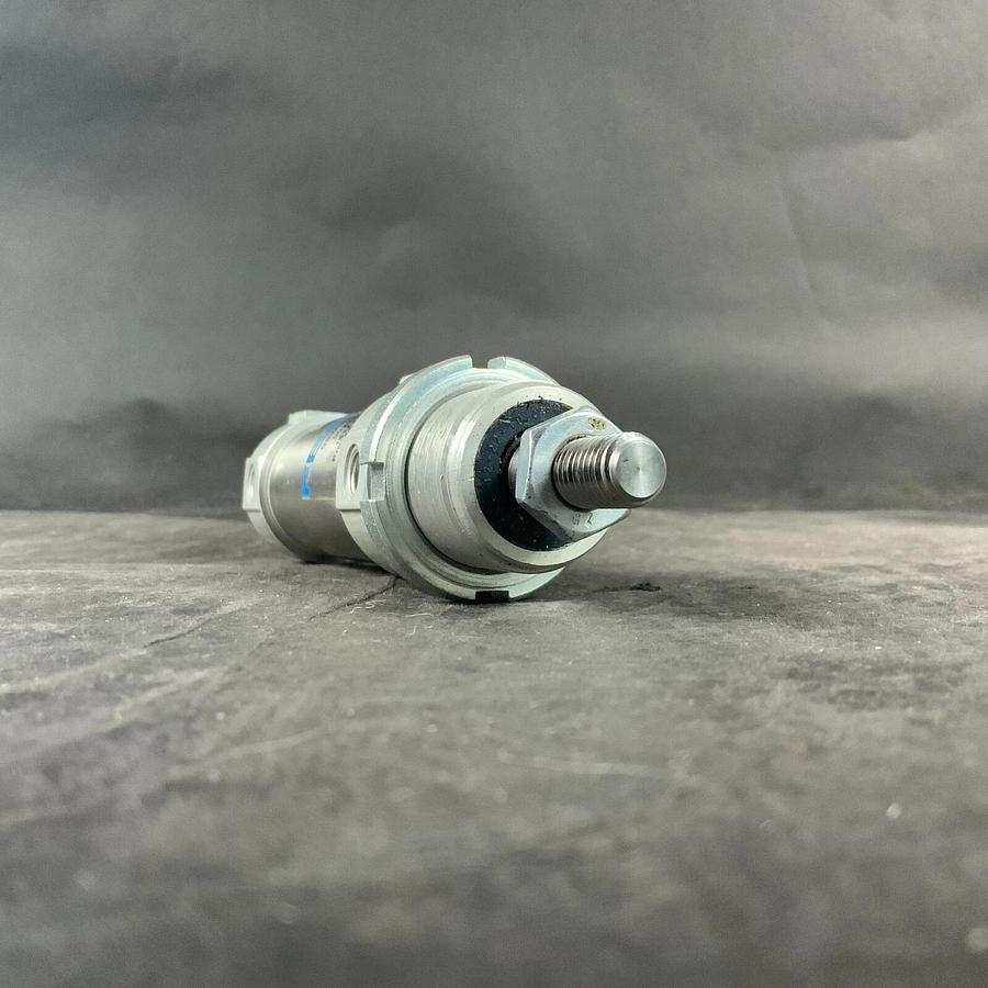 Used FESTO DSW-32-15-P-B AIR CYLINDER ($75 OBO)