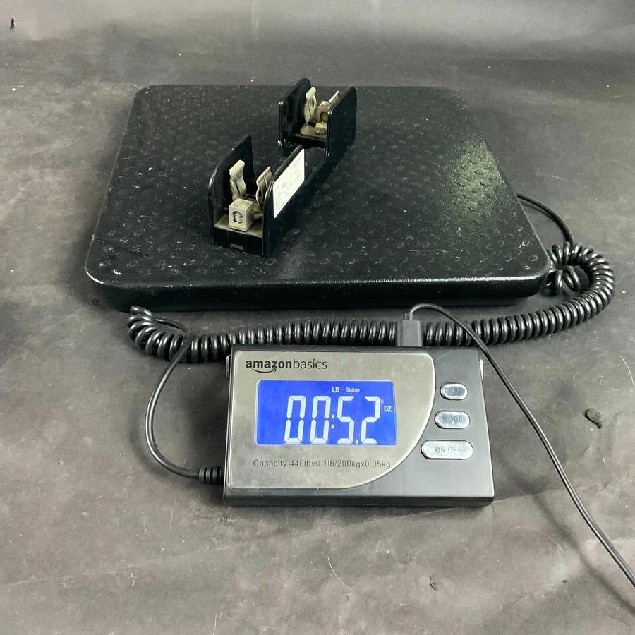 Used FERRAZ SHAWMUT 60601 FUSE BLOCK ($25 OBO)