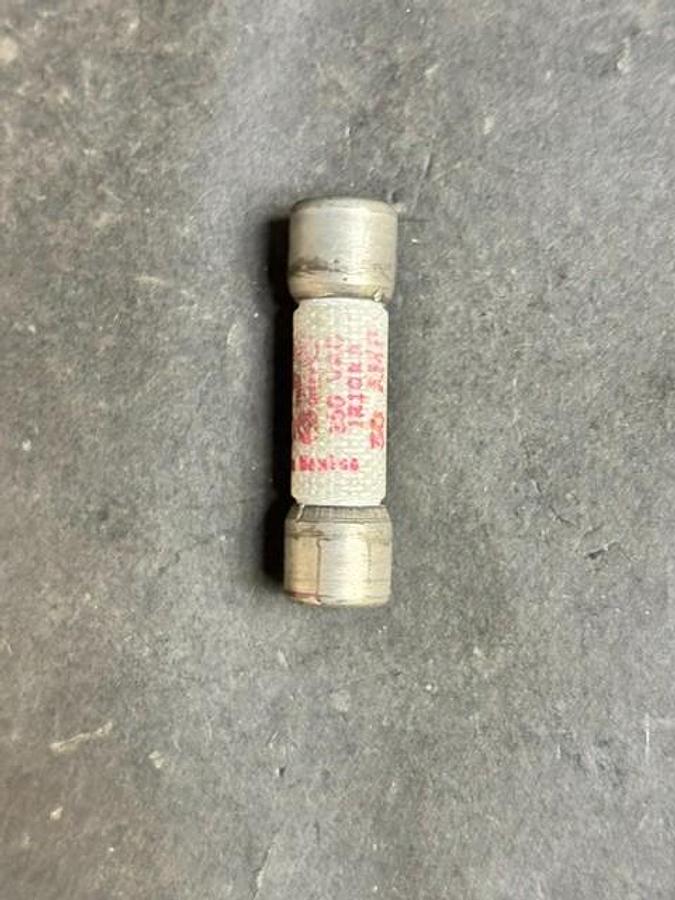 Used GOULD SHAWMUT TRM-30 FUSE
