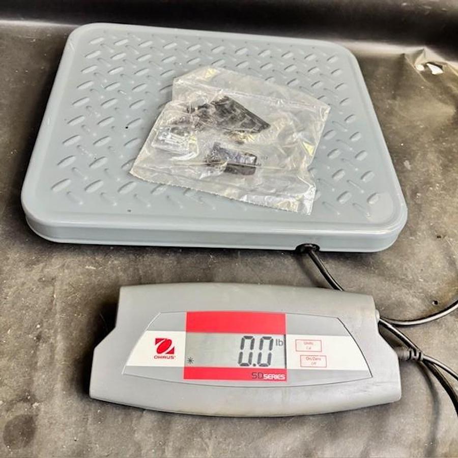 AMPHENOL 17E-1724-1 D-SUB BACKSHELL