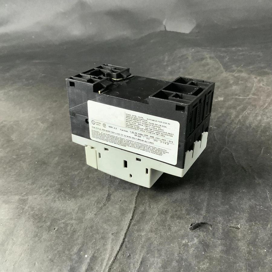 Used SIEMENS 3RV1011-1CA10 CIRCUIT BREAKER ($15 OBO)