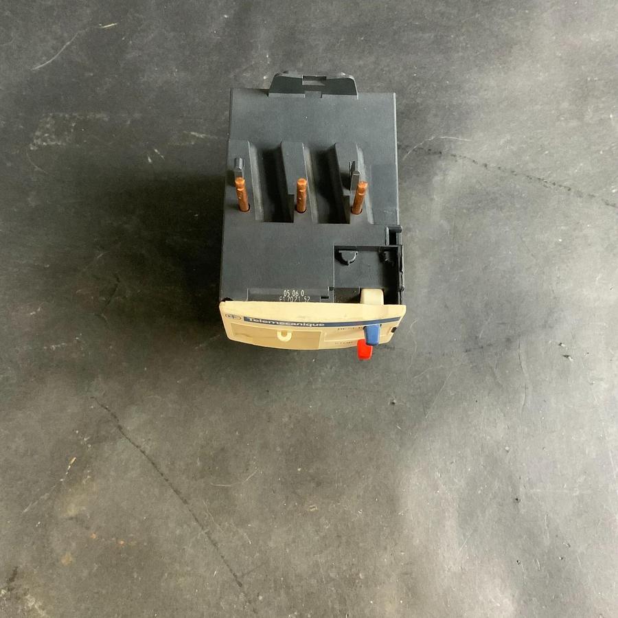 Used TELEMECANIQUE LRD16 THERMAL OVERLOAD RELAY ($15 OBO)