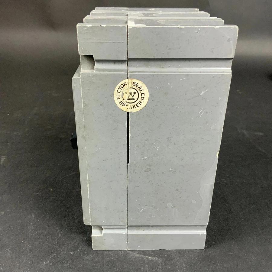 Used WESTINGHOUSE HFB3090 CIRCUIT BREAKER ($20 OBO)