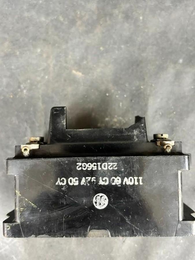 Used GENERAL ELECTRIC 22D156G2 CONTACTOR COIL