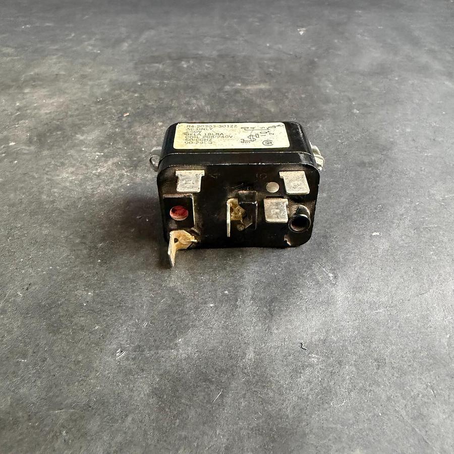 Used UNBRANDED 84-20303-301ZZ FAN RELAY ($15 OBO)