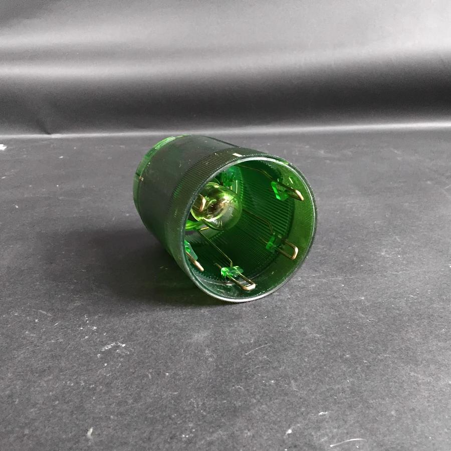 Used SIEMENS 8WD4 200-1AC GREEN STACK LIGHT ($15 OBO)