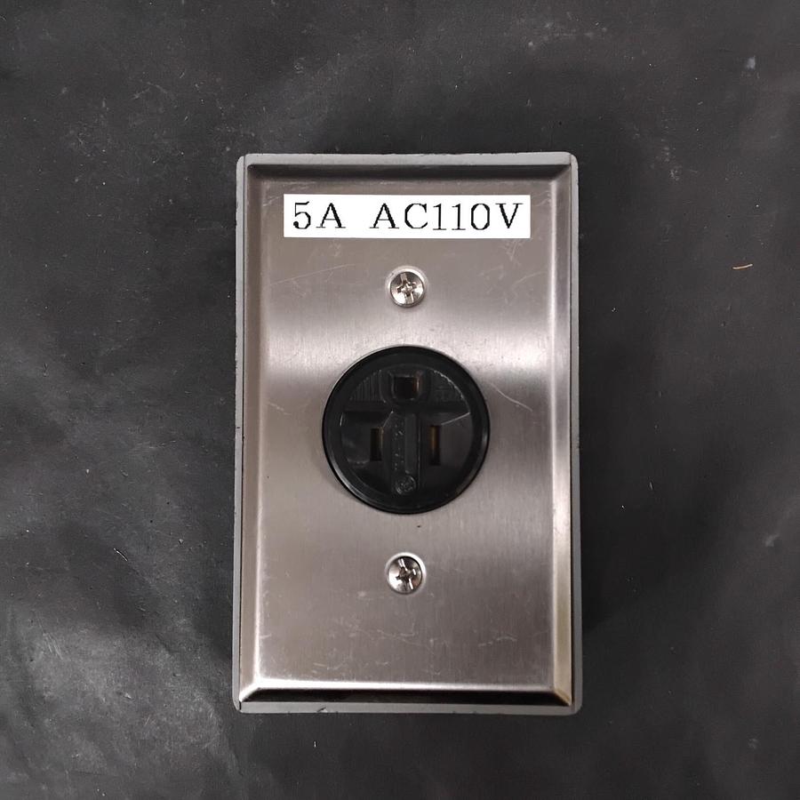 Used 15A STAINLESS STEEL RECEPTACLE OUTLET ($14 OBO)