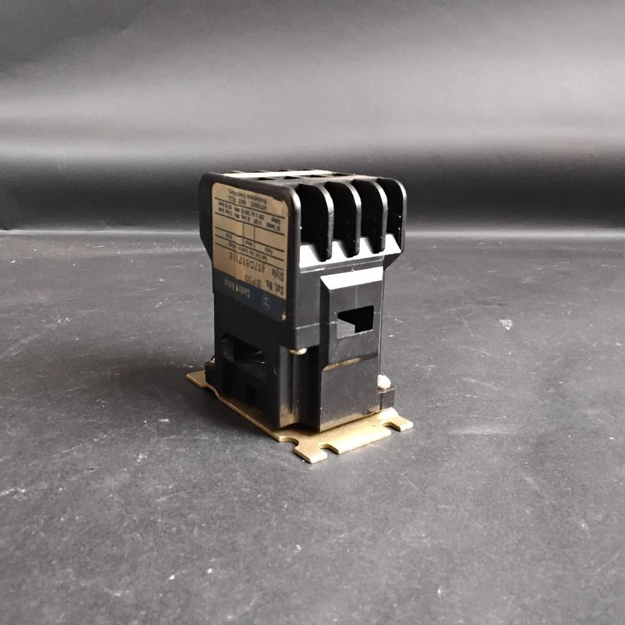 Used WESTINGHOUSE 457D817G18 CONTROL RELAY ($25 OBO)