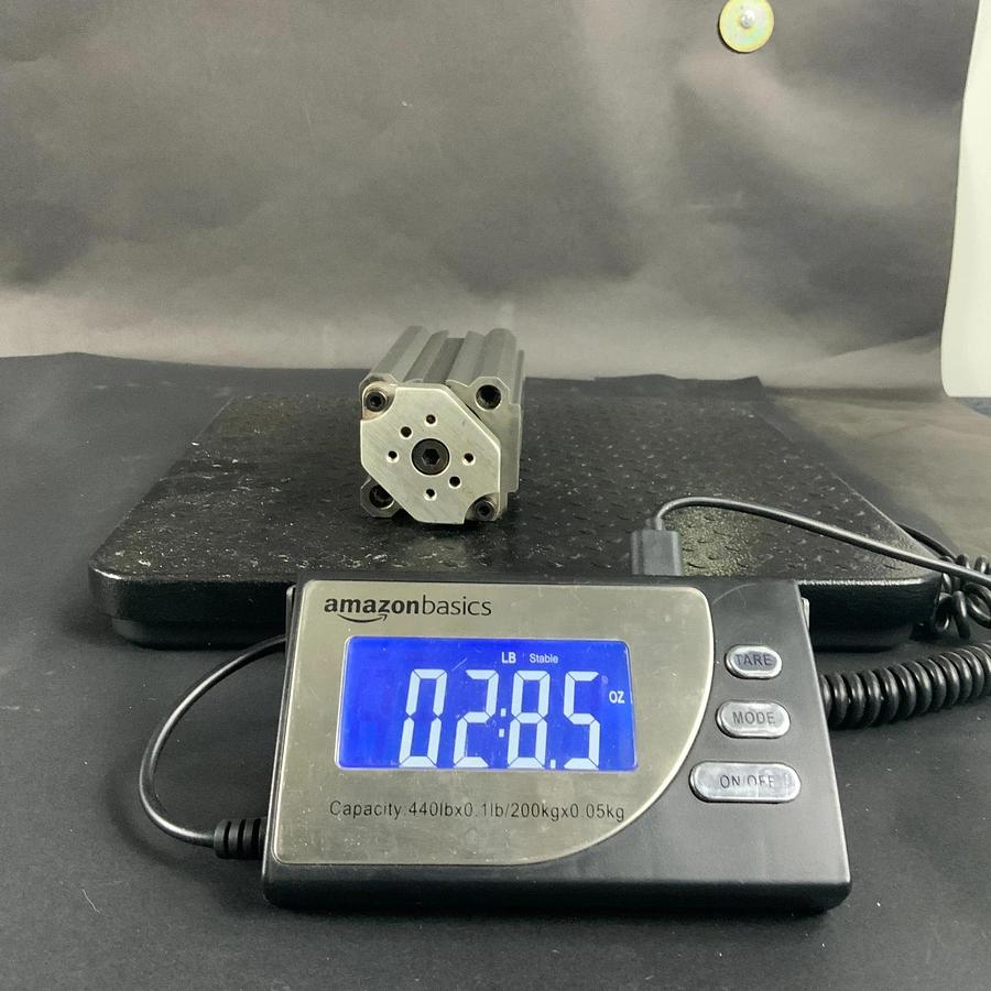 Used PHD CTD1U 40x3-BB PNEUMATIC CYLINDER ($40 OBO)