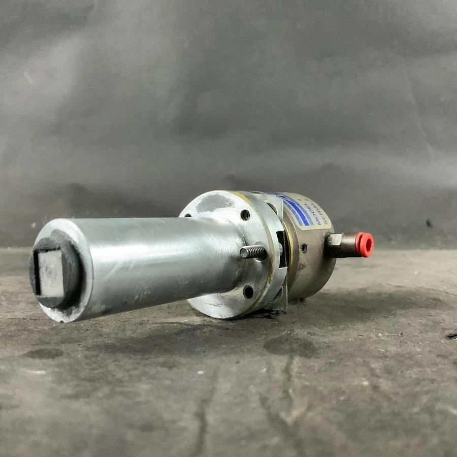 Used M&R 2009074 PNEUMATIC CYLINDER ($45 OBO)