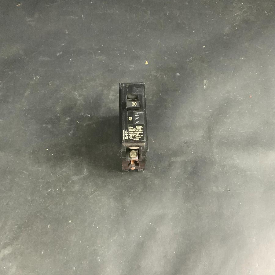 Used SIEMENS B130 CIRCUIT BREAKER ($10 OBO)