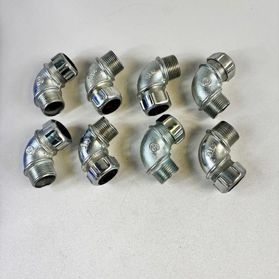 THOMAS & BETTS 2271 3/4" 90 DEGREE CONDUIT CONNECTOR - LOT OF 8
