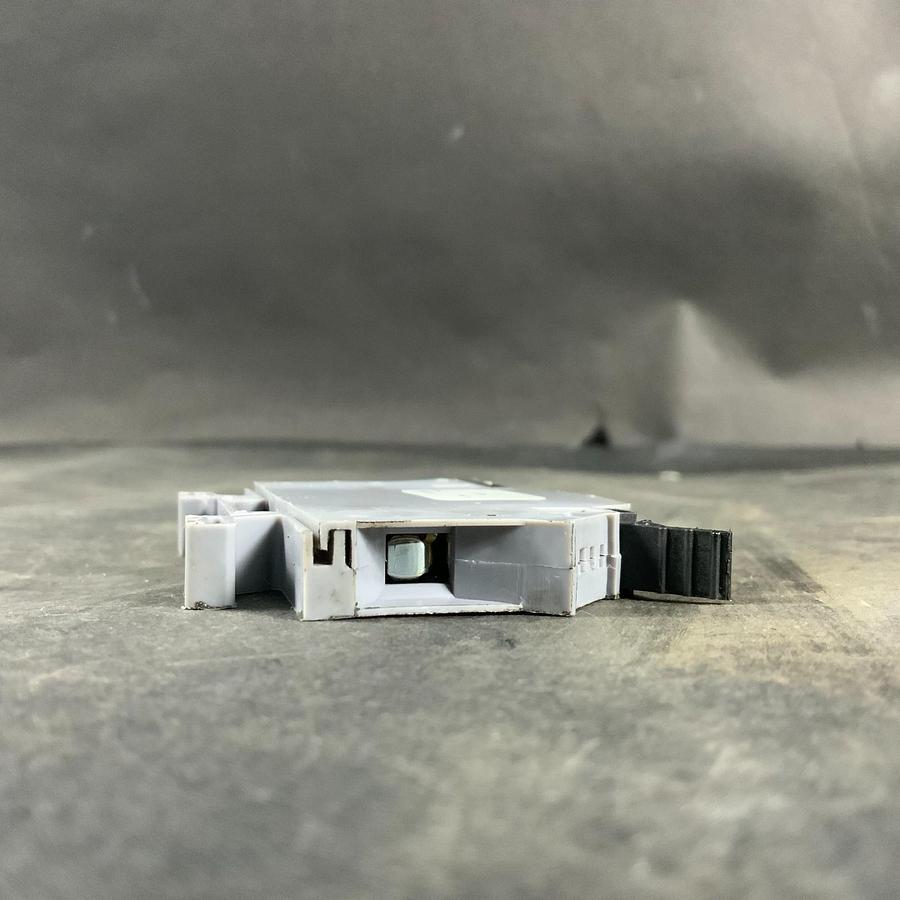 Used MORSETTITALIA S10H EURO S10-5H TERMINAL FUSE HOLDER ($7 OBO)