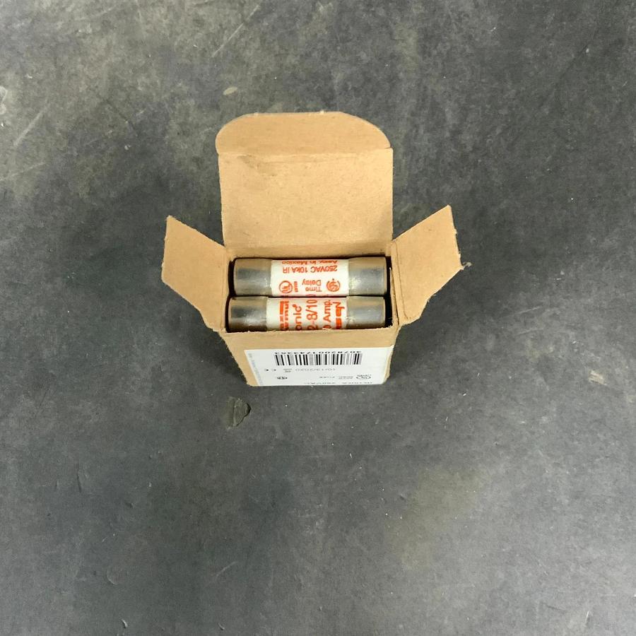 Used FERRAZ SHAWMUT TRM2-8/10 FUSE - QTY 11 ($30 OBO)
