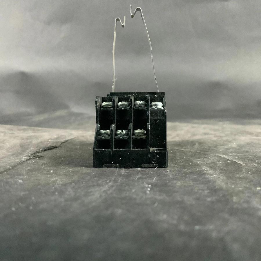 Used OMRON PYF14A RELAY SOCKET ($5 OBO)