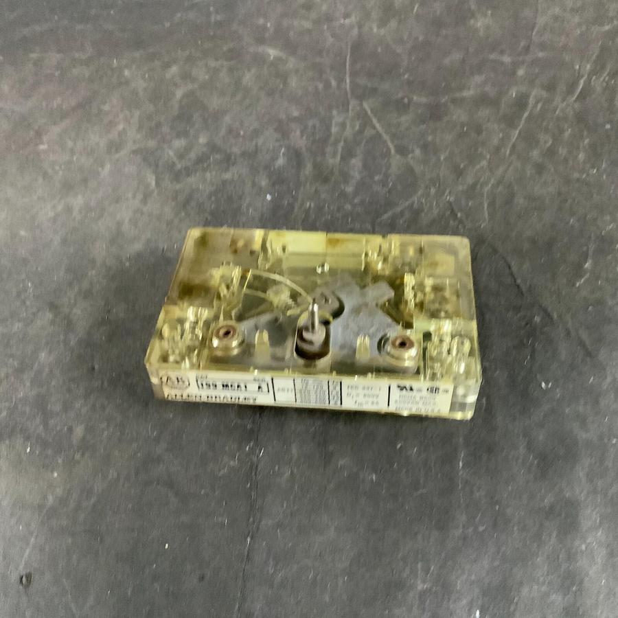 Used ALLEN BRADLEY 199-MCA1 MECHANICAL INTERLOCKER ($20 OBO)