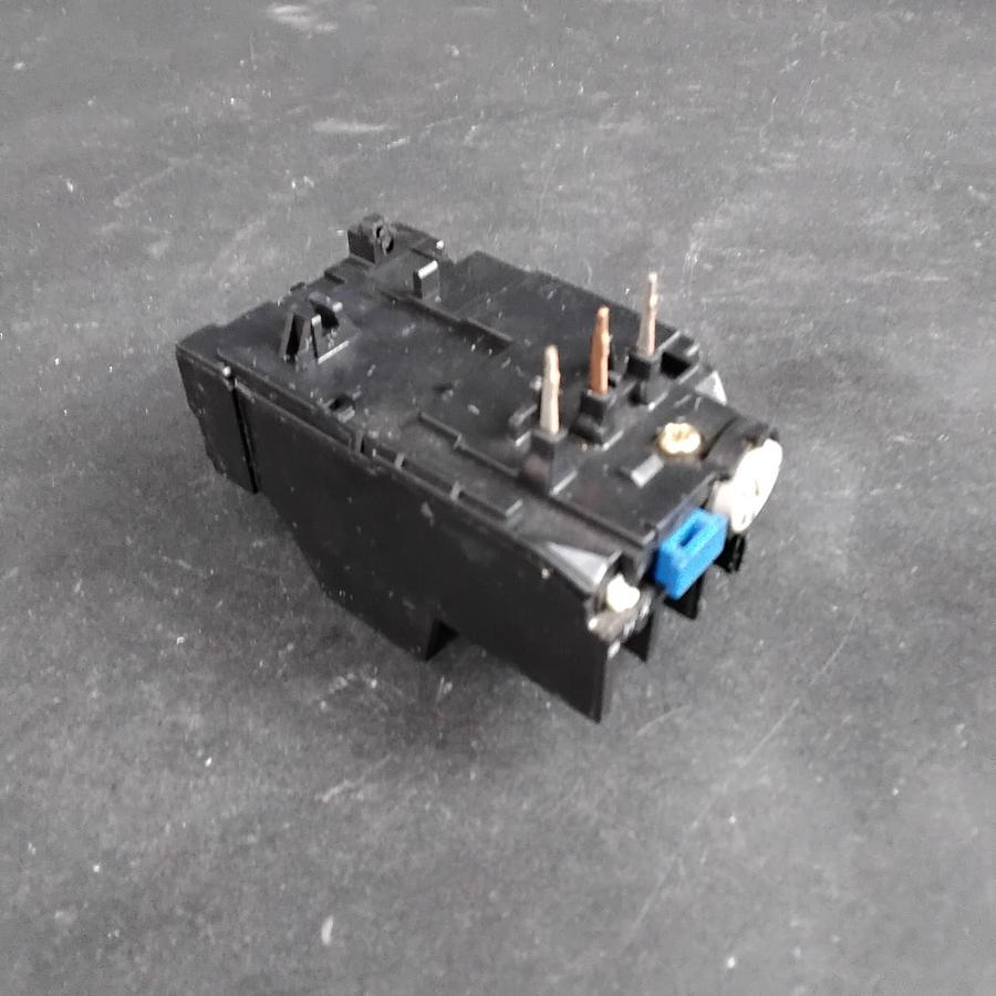 Used MITSUBISHI TH-N12 THERMAL OVERLOAD RELAY 4-6A ($13 OBO)