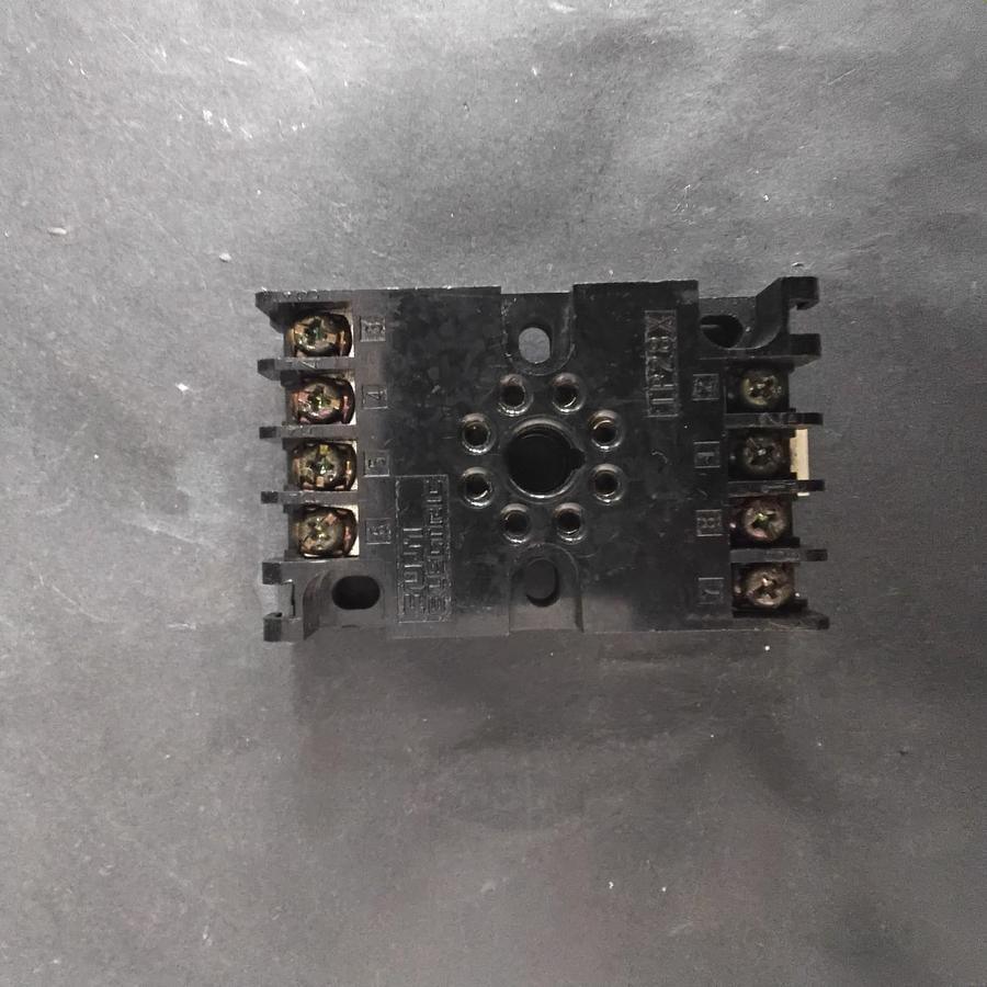 Used FUJI ELECTRIC TP28X-UL RELAY SOCKET ($11 OBO)