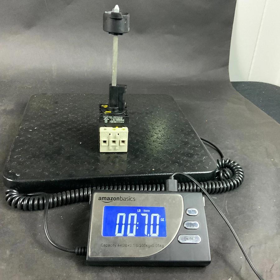 Used BACO CONTROLS 172100 DISCONNECT SWITCH ($40 OBO)