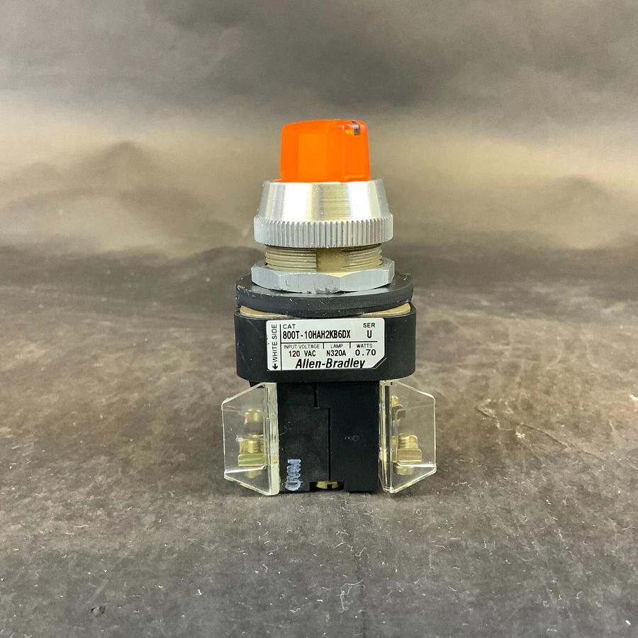 Used ALLEN BRADLEY 800T-10HAH2KB6DX SELECTOR SWITCH ($30 OBO)