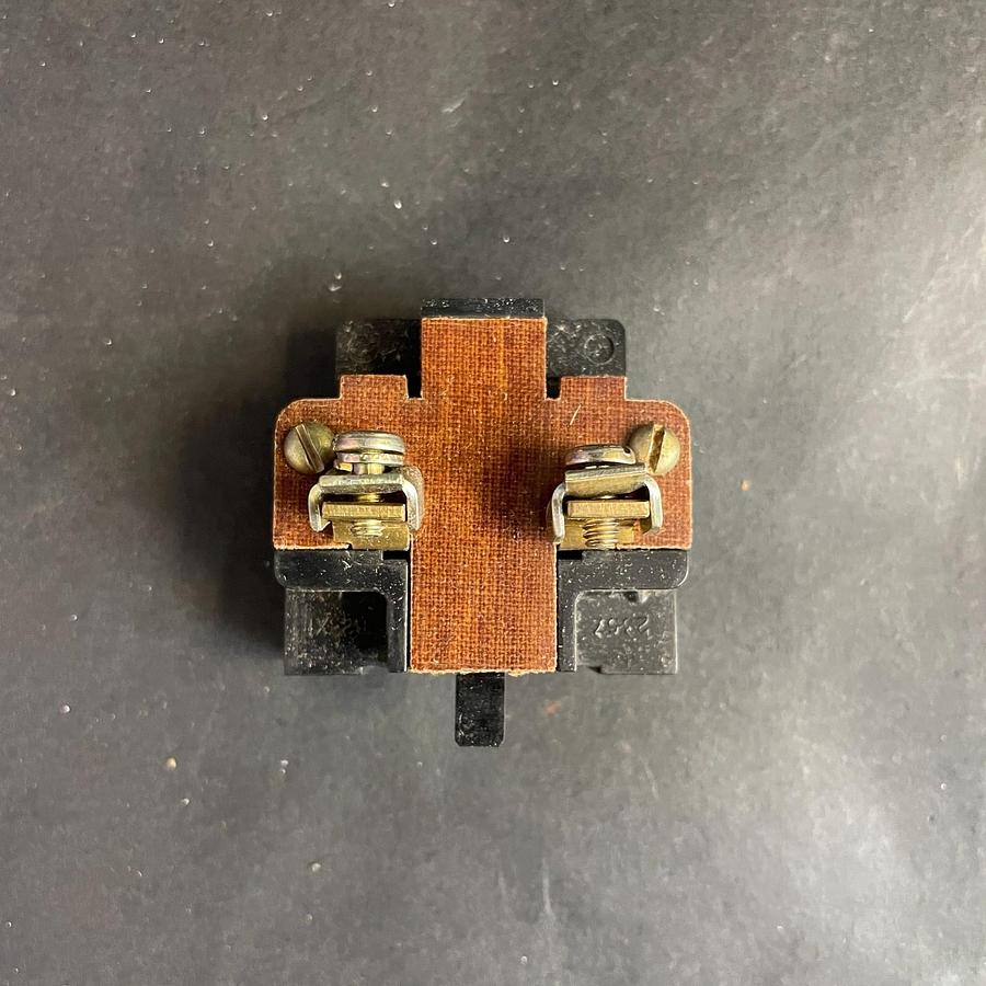 Used SQUARE D 9001-TA1 SERIES A CONTACT BLOCK TYPE TA1 1NC 600VAC 120VDC OEM