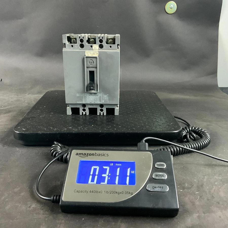Used WESTINGHOUSE HFB3030L CIRCUIT BREAKER ($45 OBO)
