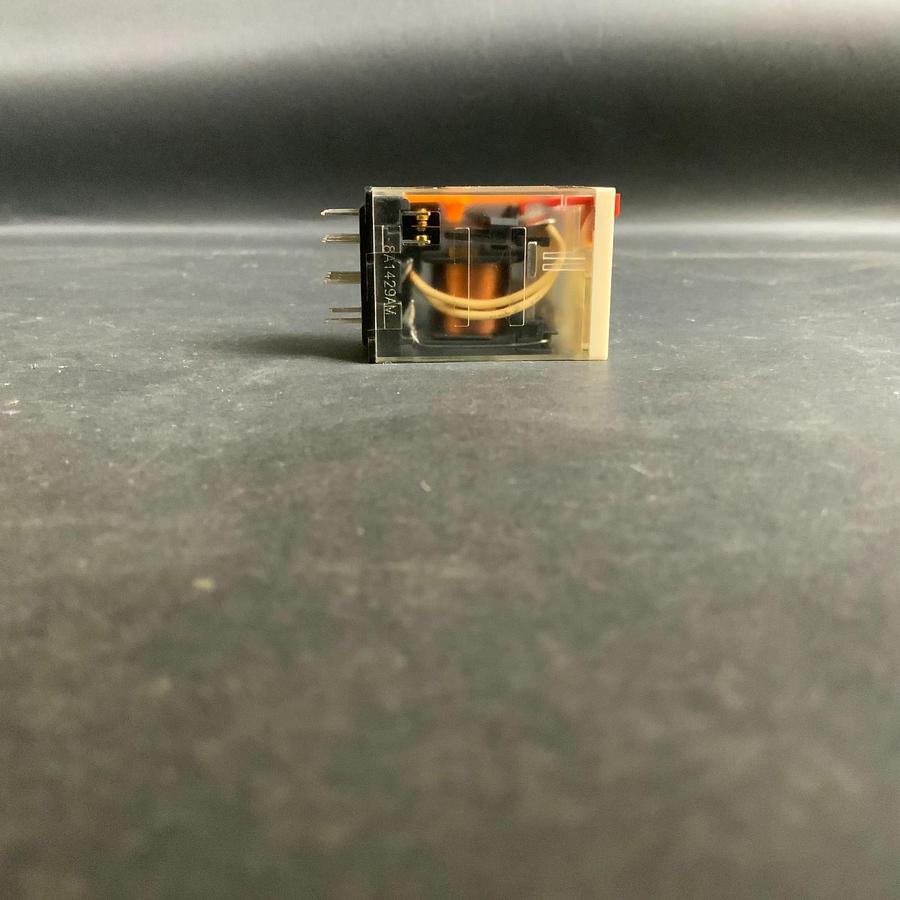 Used SCHNEIDER ELECTRIC 120VAC RELAY 50/60HZ ($20 OBO)