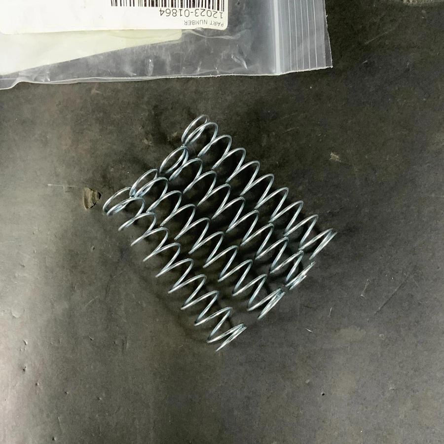 LEE SPRING LC049HJ SPRING COMPRESSION - QTY 4 ($20 OBO)