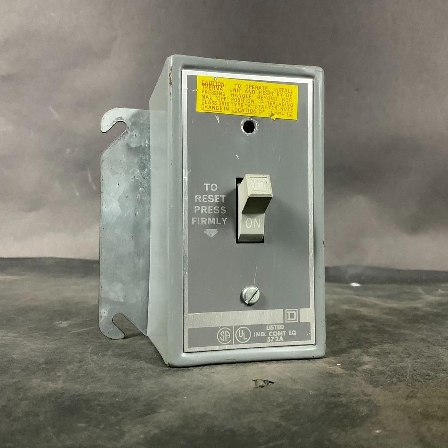 Used SQUARE D 2510 FG-2 MANUAL STARTER ($30 OBO)