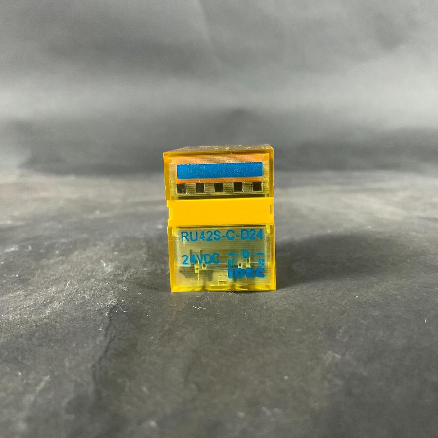 Used IDEC RU42S-C-D24 RELAY ($10 OBO)