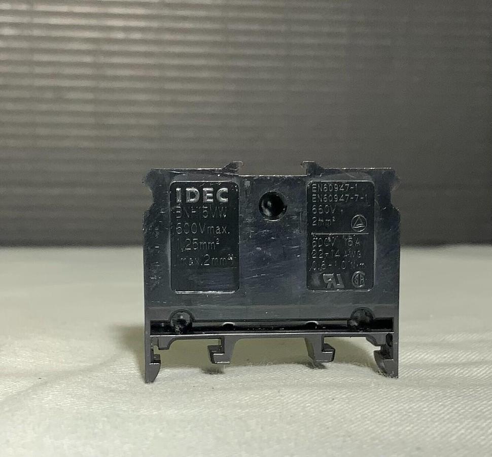 IDEC BNH-15MW ($1.49/EACH OBO)