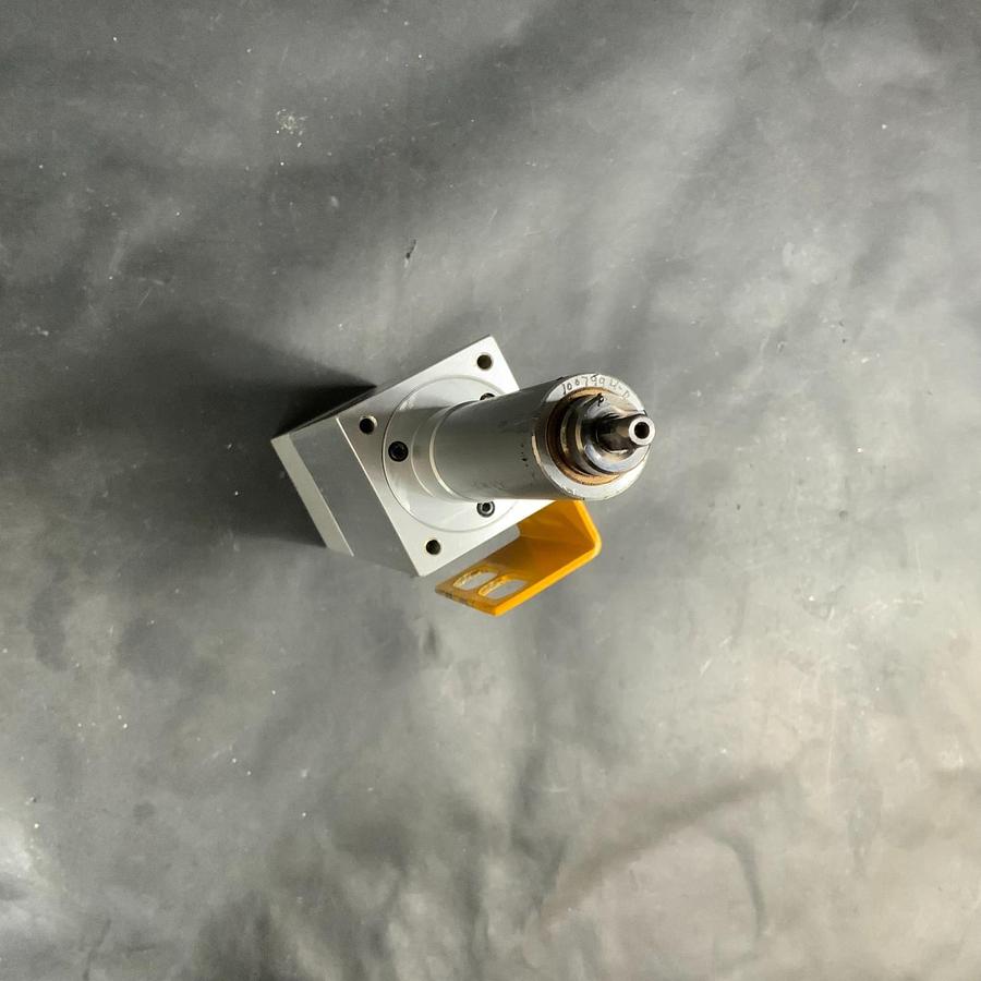 Used COMPACT AIR PRODUCT 1007993 PNEUMATIC CYLINDER ($50 OBO)