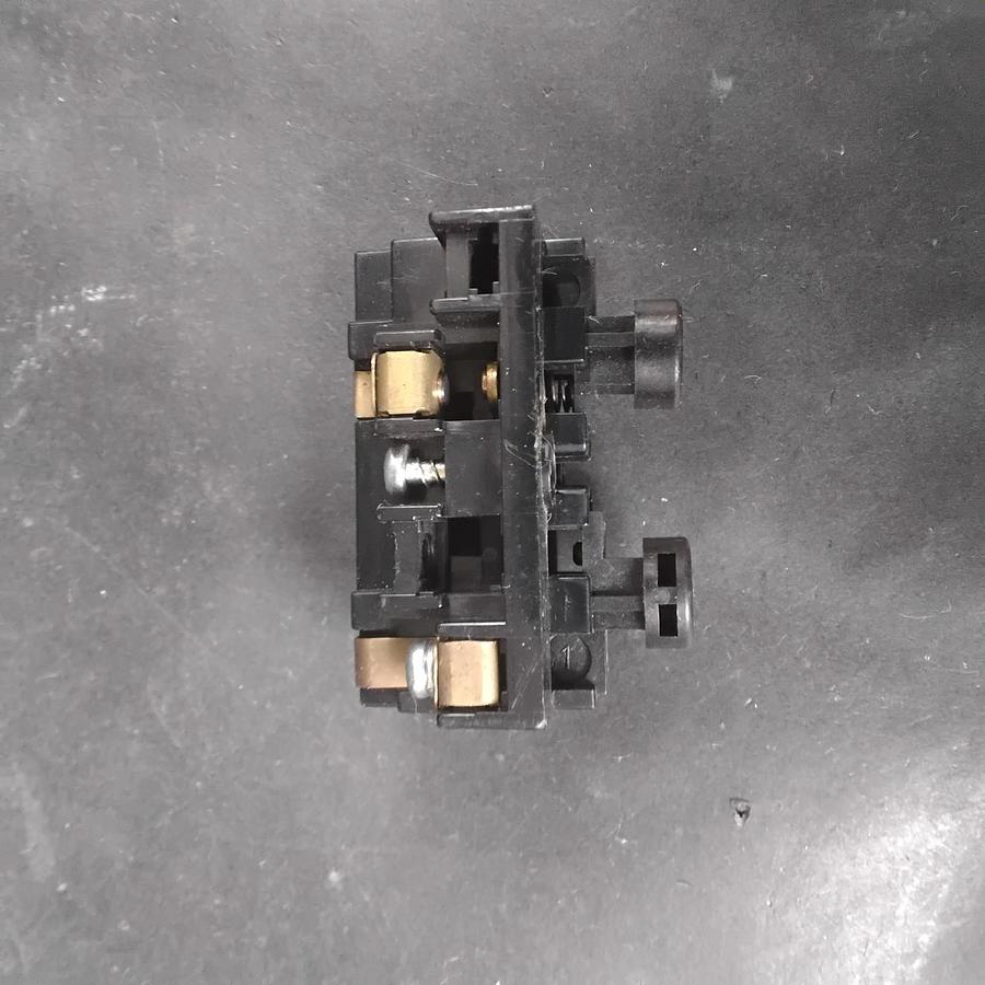 Used MAGNETEK SBPU-B PUSHBUTTON SWITCH ($14 OBO)