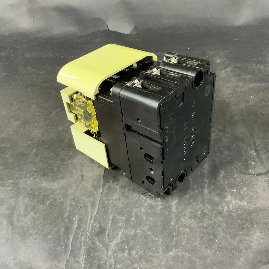 Used MOELLER PKZM3-2.5-U-NA CIRCUIT BREAKER - WITH HI22-PKZM3 AUX CONTACT ($35 OBO)