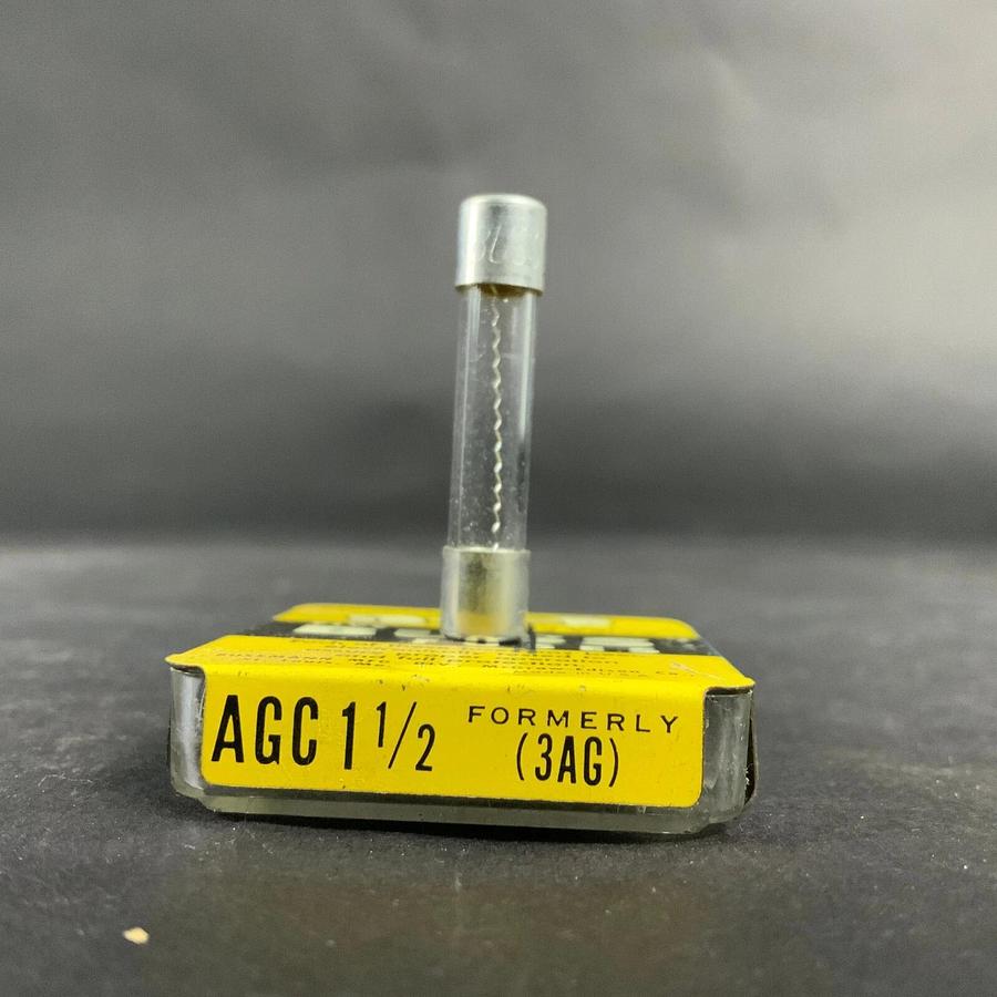 BUSSMANN AGC 1 1/2 (3AG) - SET OF 4 ($5 OBO)