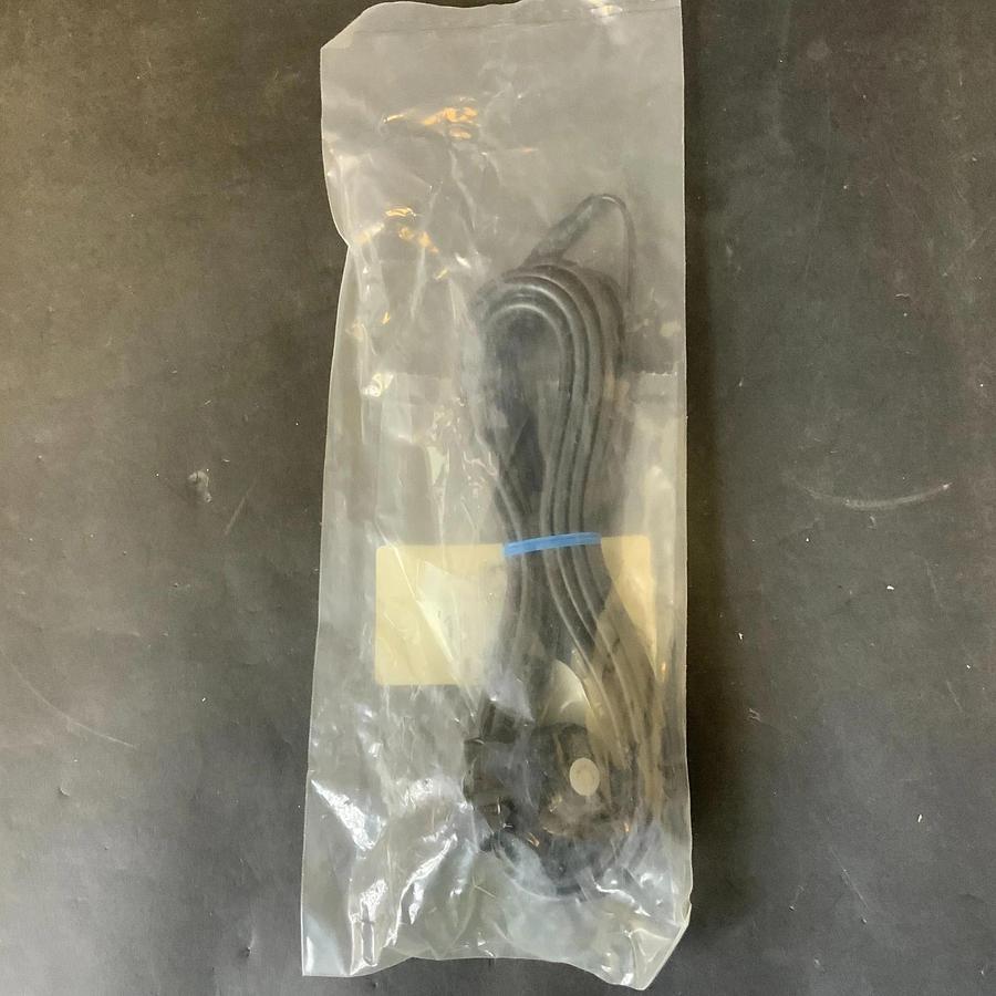 Used MAXRAD BMT174PL ANTENNA TRUCK MOUNT ($20 OBO)