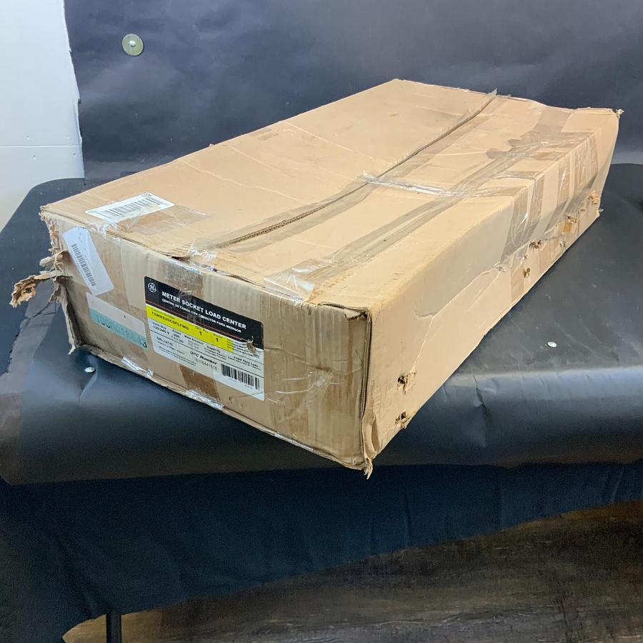 Used GE TSMR820CSFLFMG METER SOCKET LOAD CENTER ($200 OBO)