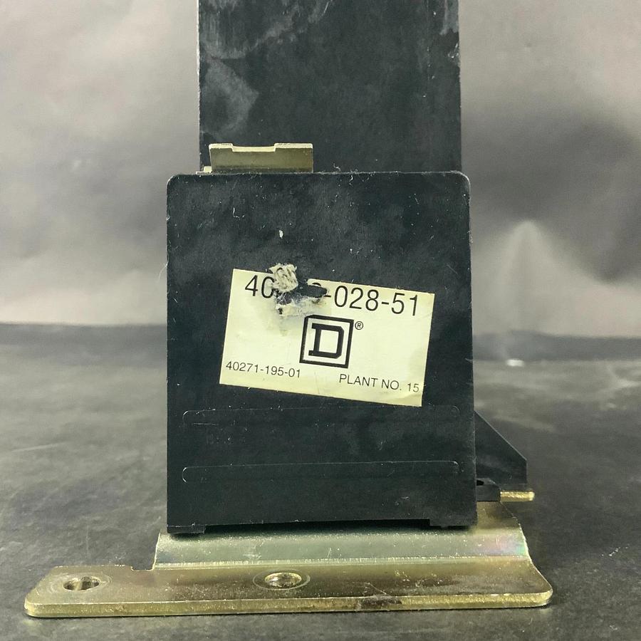 Used SQUARE D 40566-028-51 FUSE BLOCK HOLDER ($25 OBO)