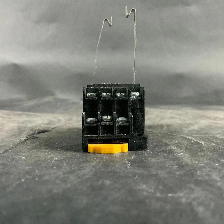 Used OMRON PYF14A RELAY SOCKET ($5 OBO)