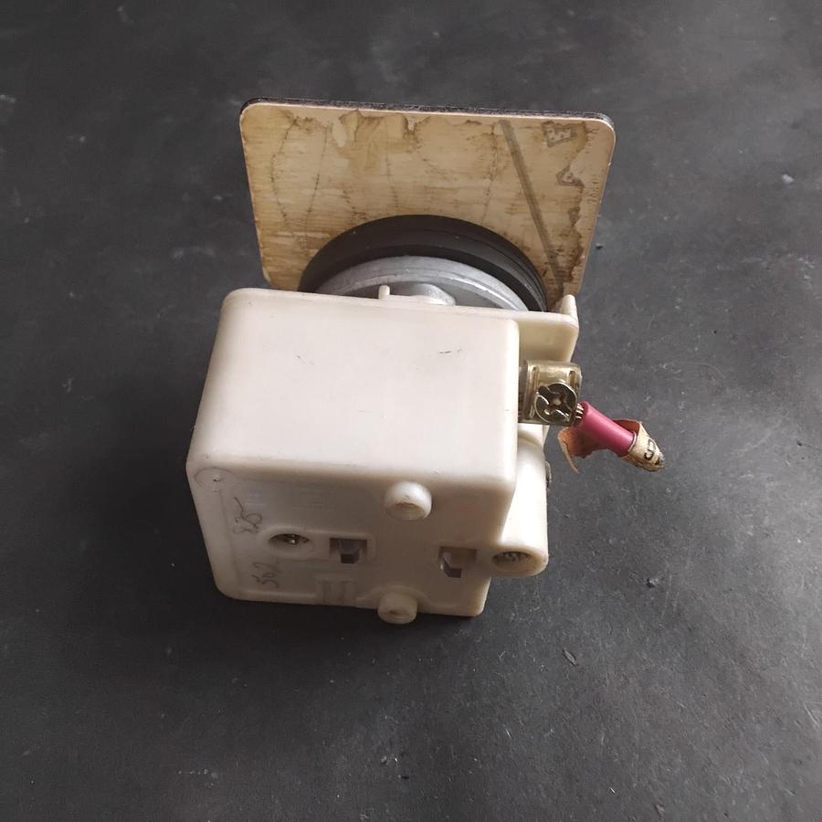 Used SQUARE D 9001-KM1 SERIES H PILOT LIGHT MODULE ($16 OBO)