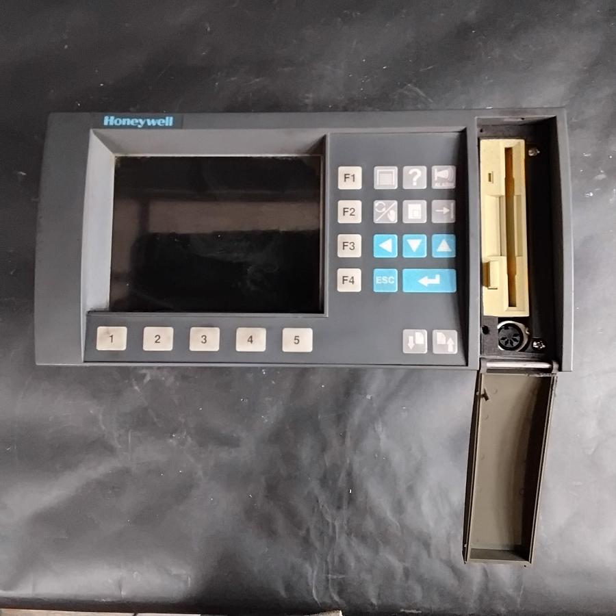 Used HONEYWELL 559T12-0024-24 OPERATOR INTERFACE ($400 OBO)