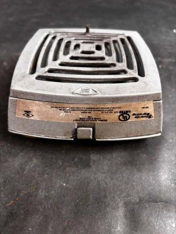 Used EDWARDS SIGNALING 874-N5 SURFACE HORN ($70 OBO)